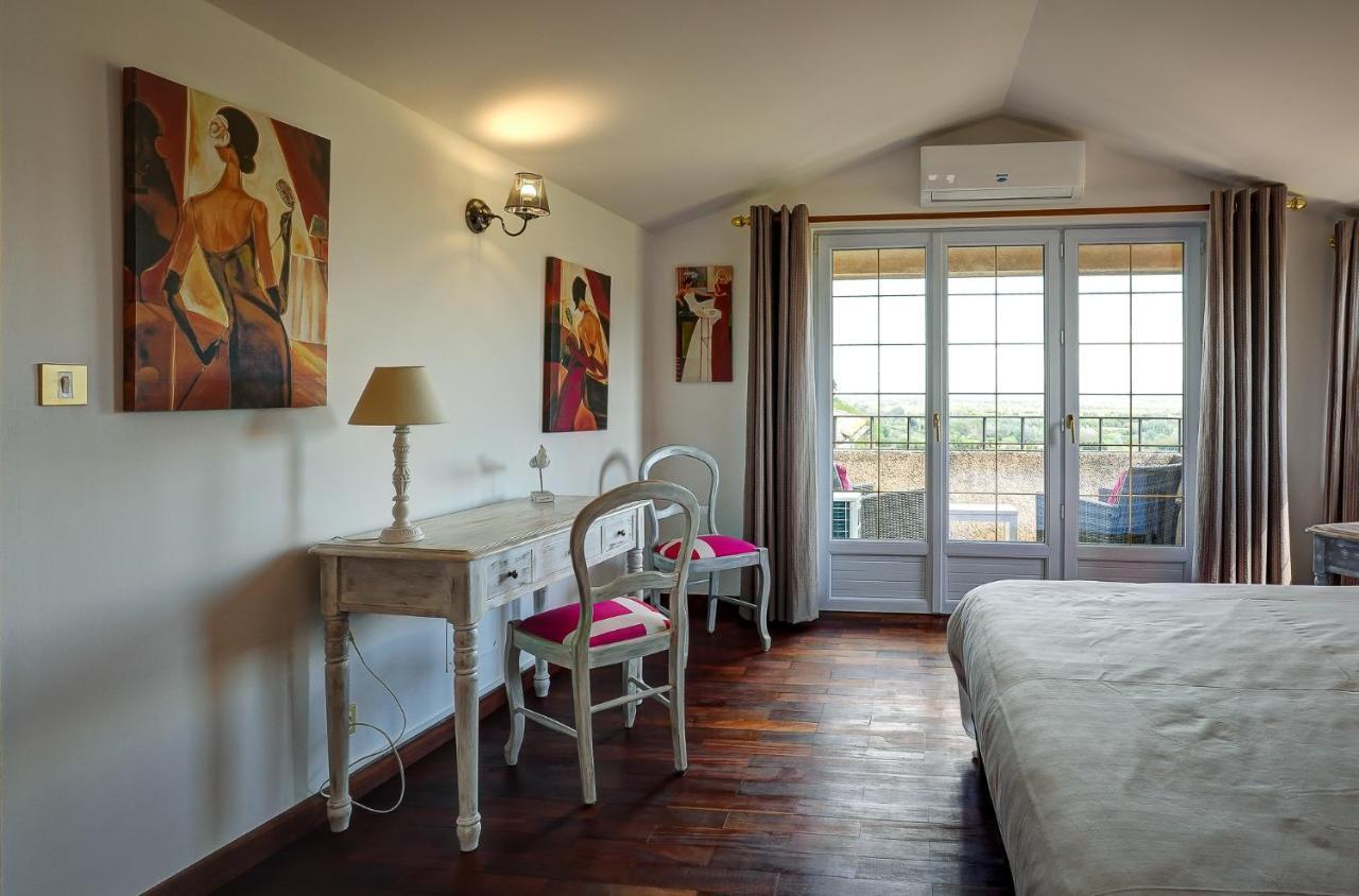 La Chaumiere, Demeure D'Hotes Lauris Kültér fotó